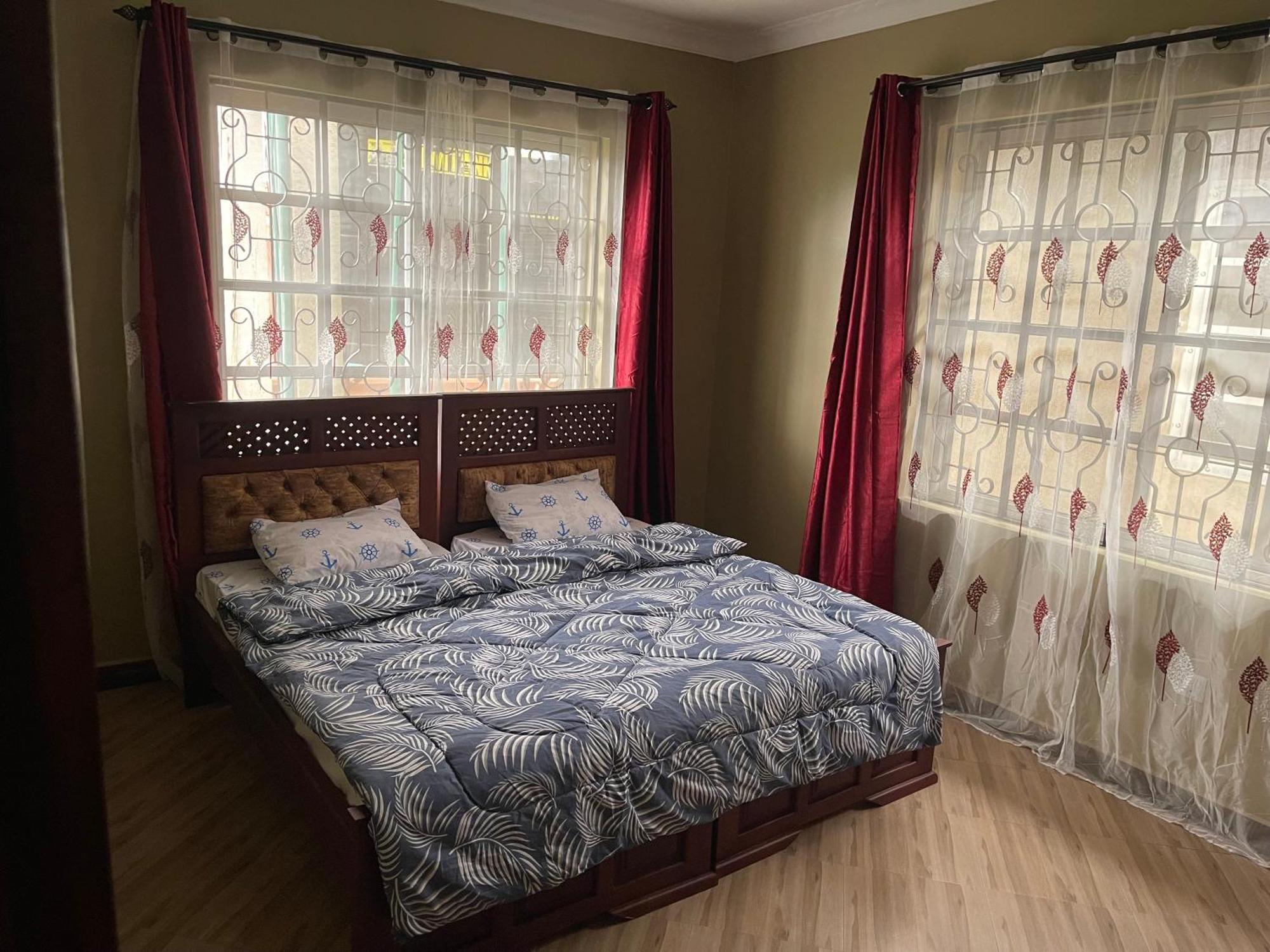 The Golden Suite Apartment Arusha Bagian luar foto